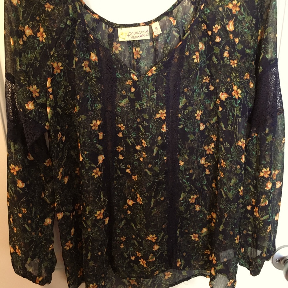 Vera Wang Top